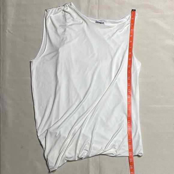 EXPRESS Elegant White Sleeveless Top - Picture 5 of 7